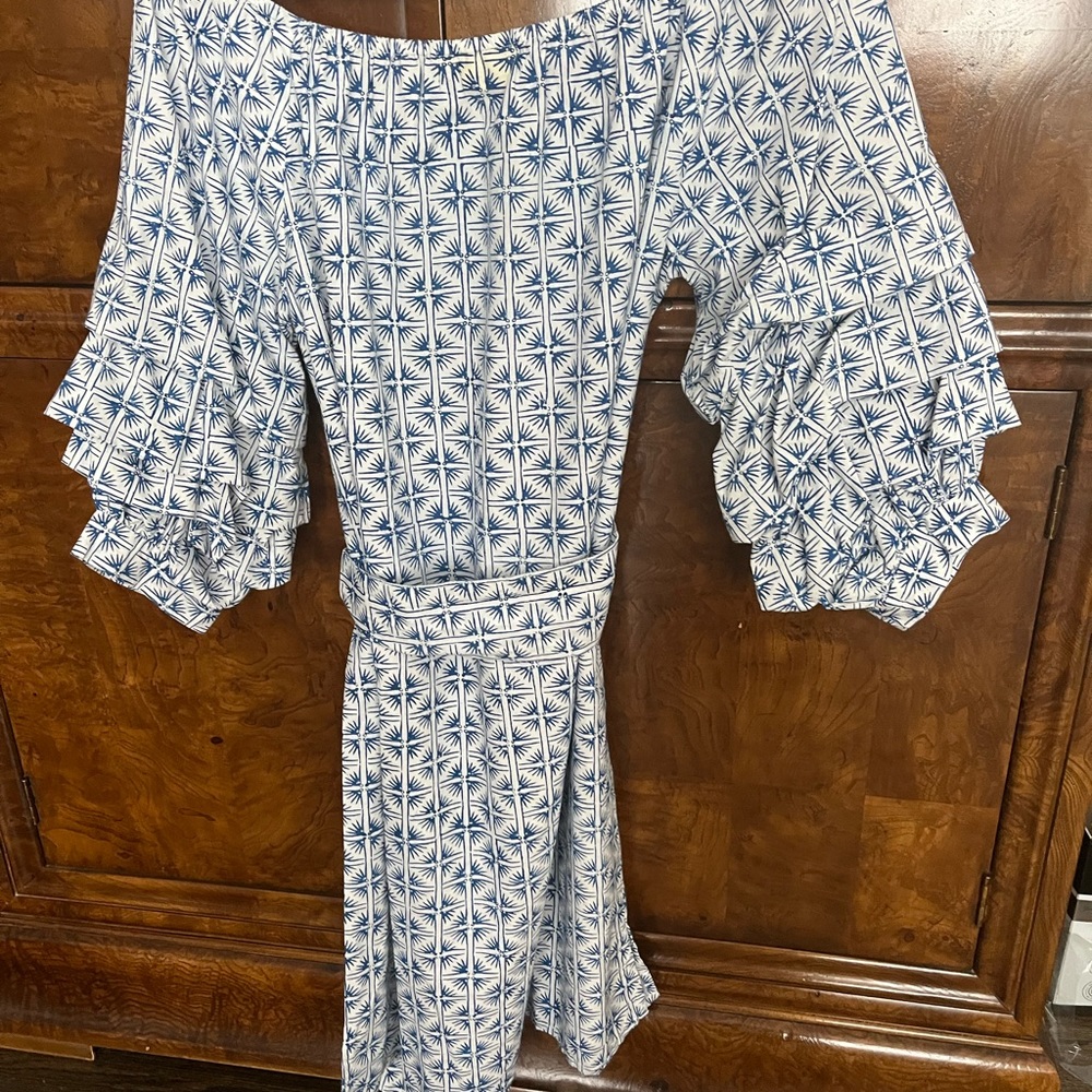 Roller Rabbit dress - Picture 2 of 4